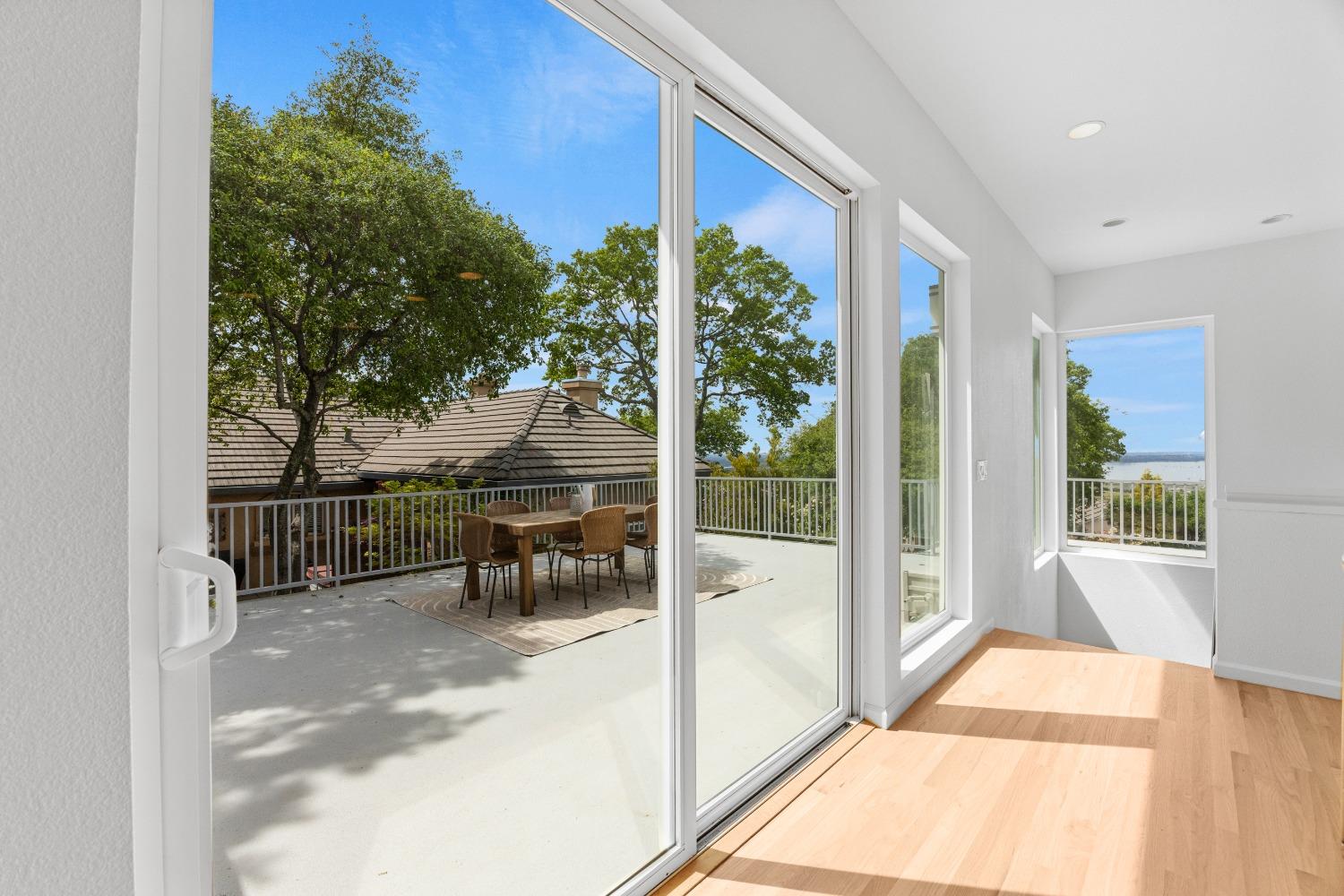 3346 Knollridge Drive