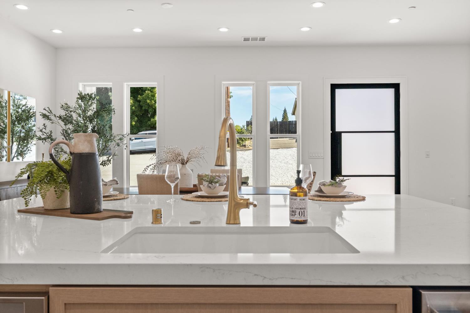 3800 Annabelle Avenue