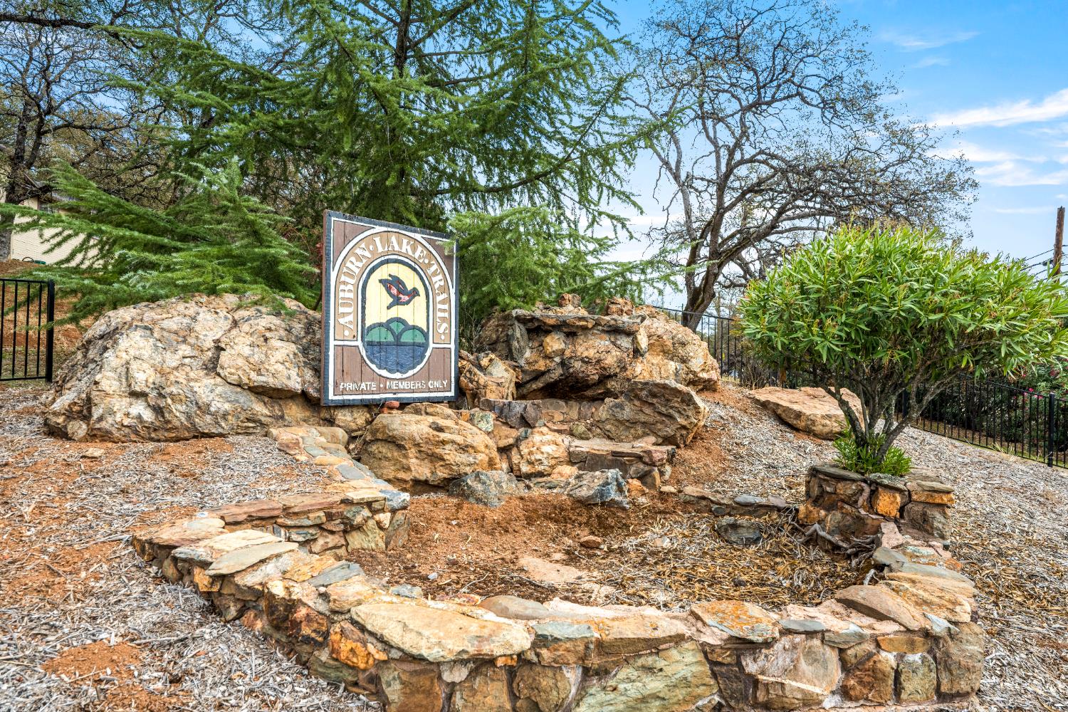 1942 Blue Bell Court