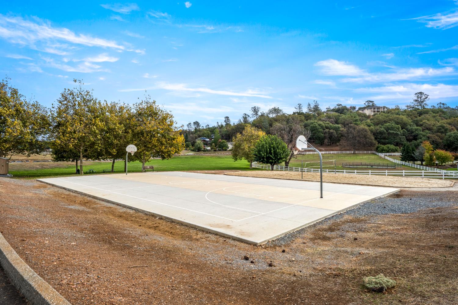 1942 Blue Bell Court