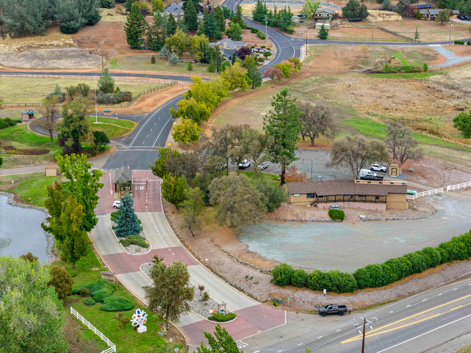 1942 Blue Bell Court