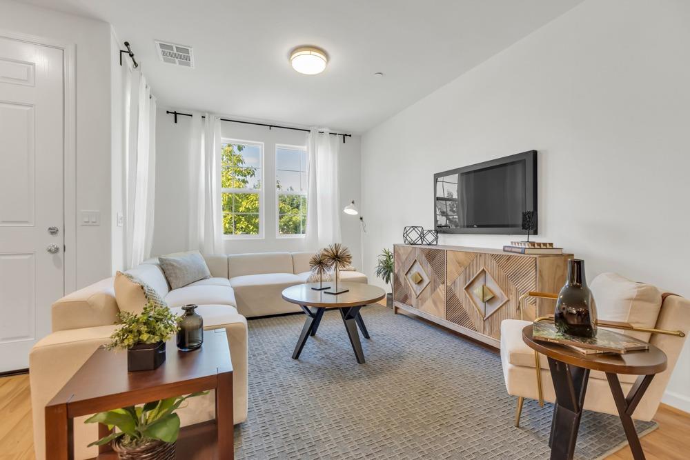 11076 International Drive