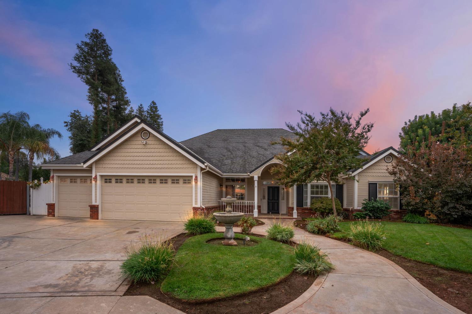 602 Fallbrook Avenue