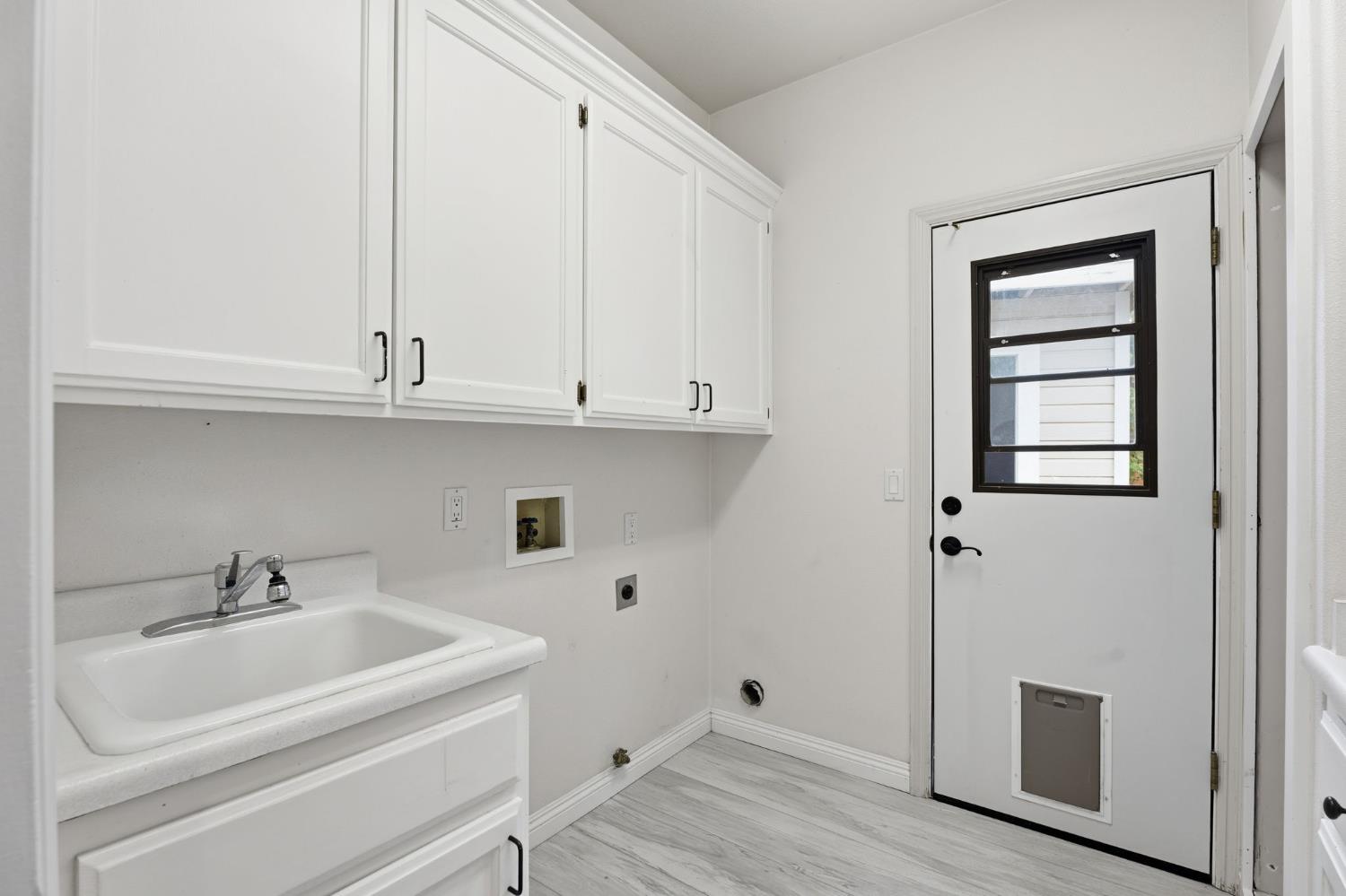 602 Fallbrook Avenue