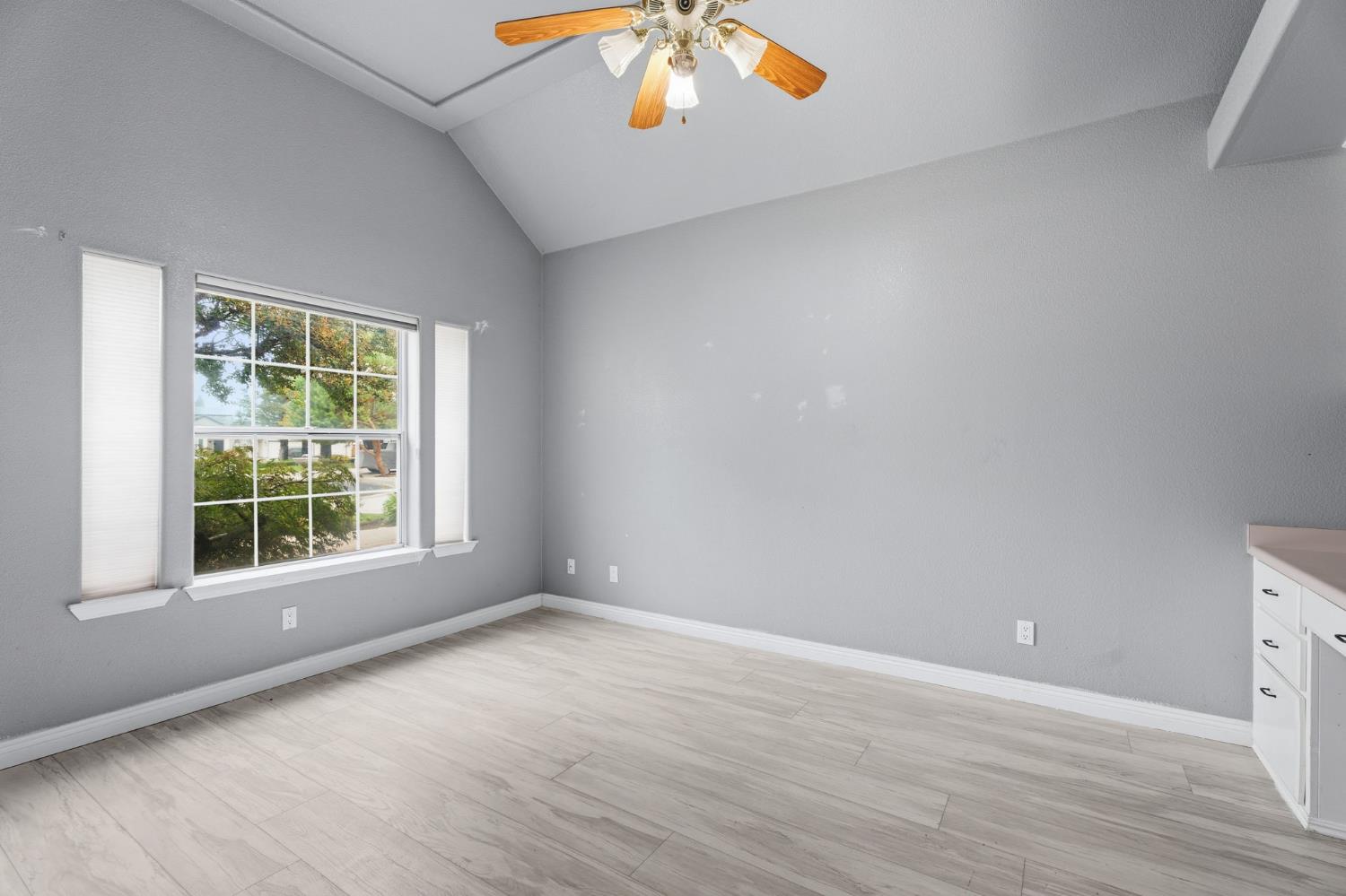 602 Fallbrook Avenue