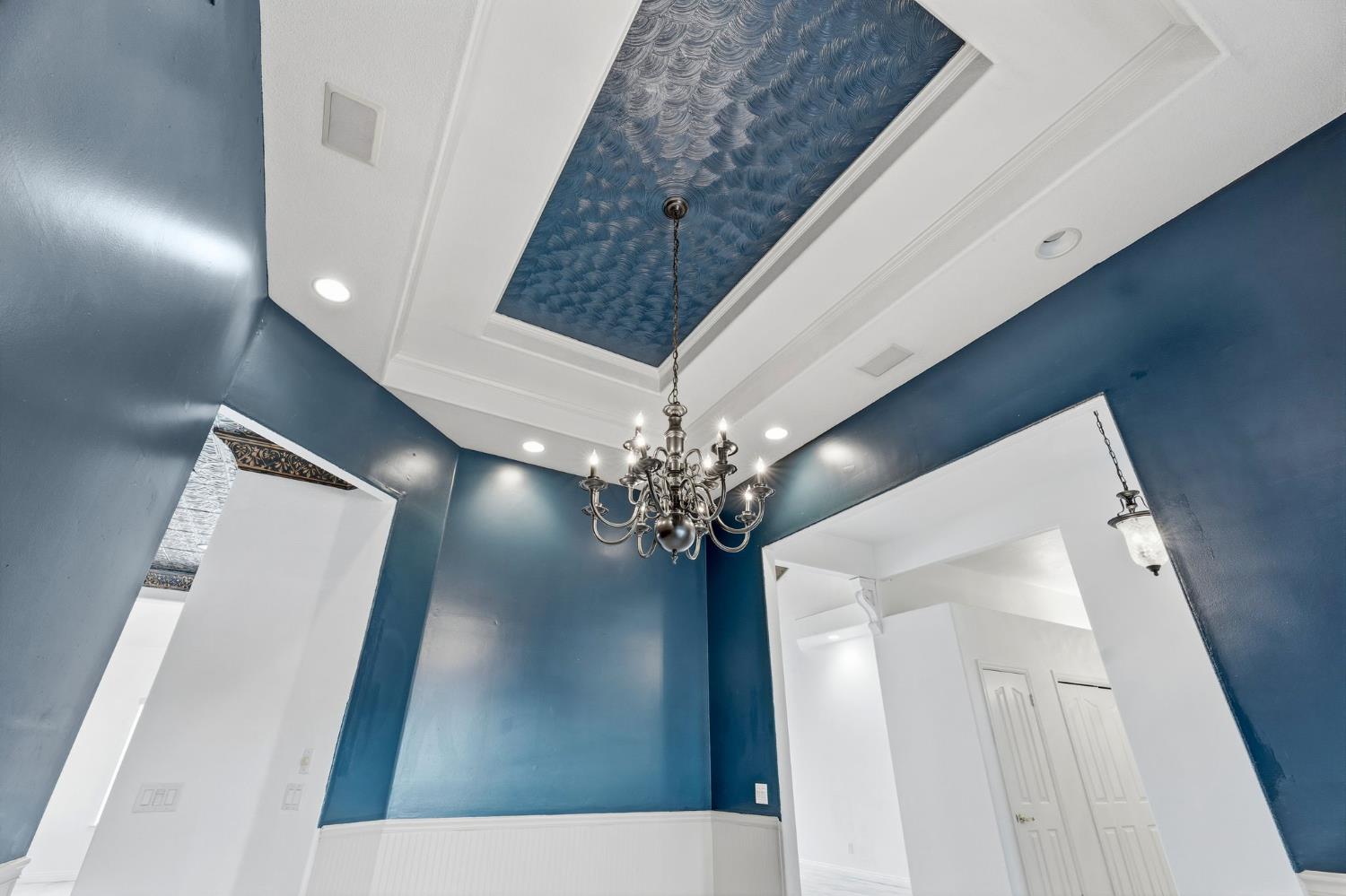 602 Fallbrook Avenue