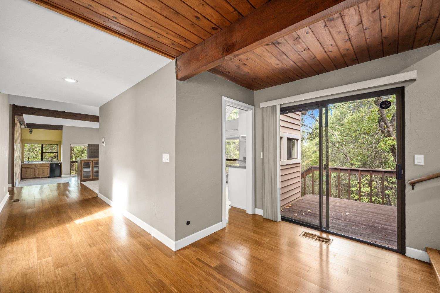 1942 Blue Bell Court