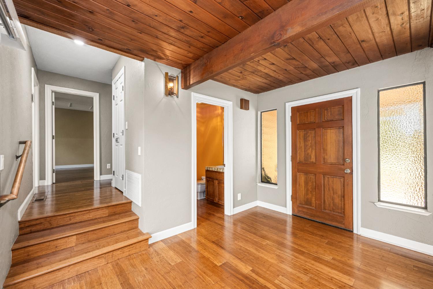 1942 Blue Bell Court