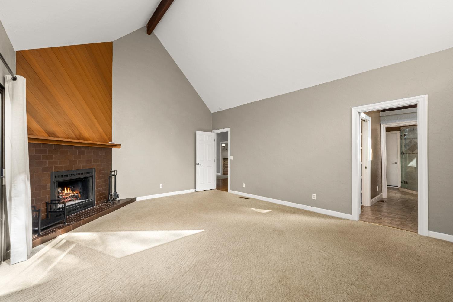 1942 Blue Bell Court