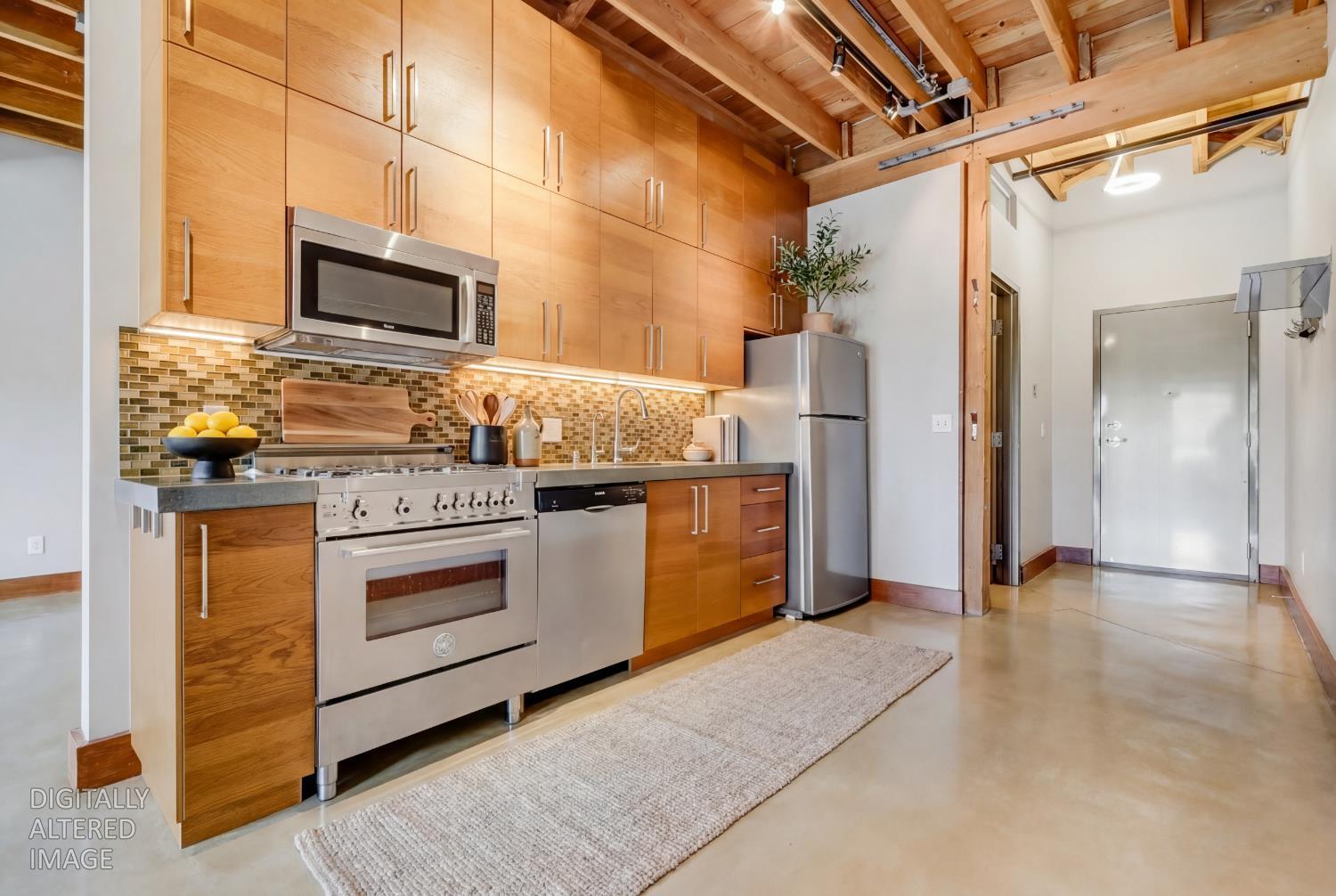 1725 14th Street 206