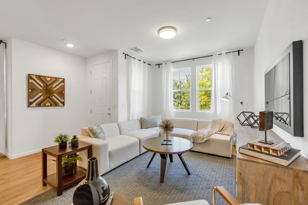 11076 International Drive