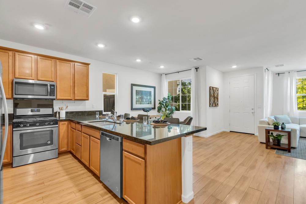 11076 International Drive