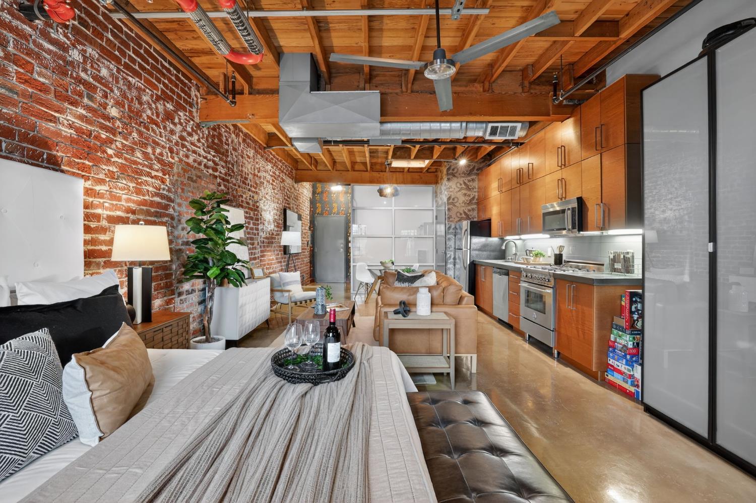 1725 14th Street 205