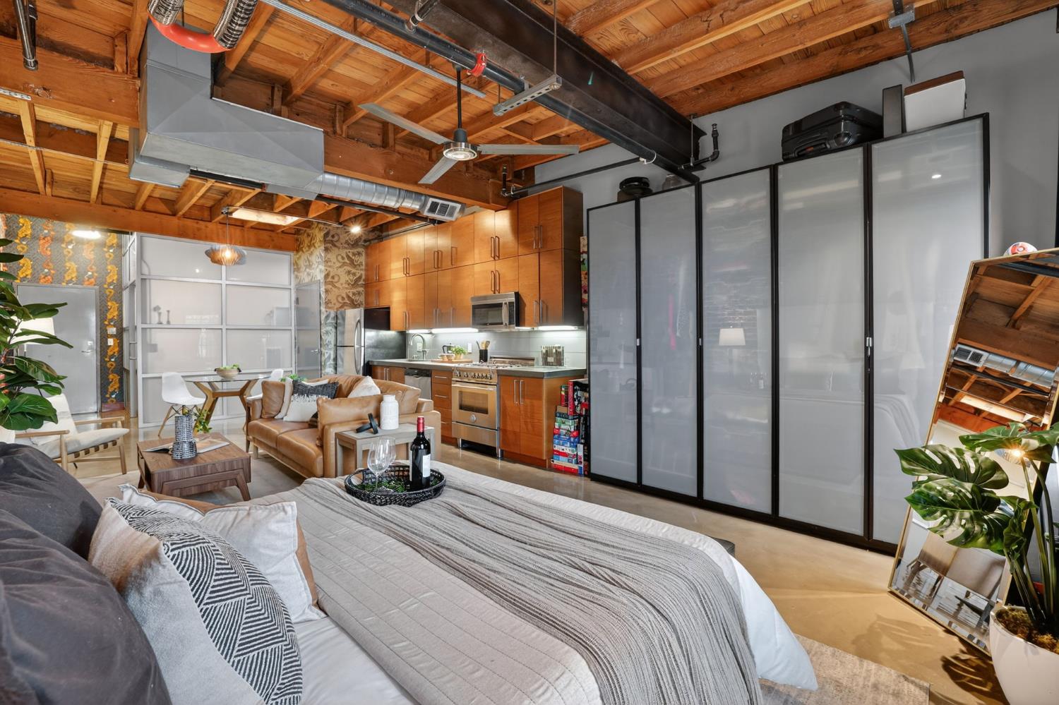 1725 14th Street 205