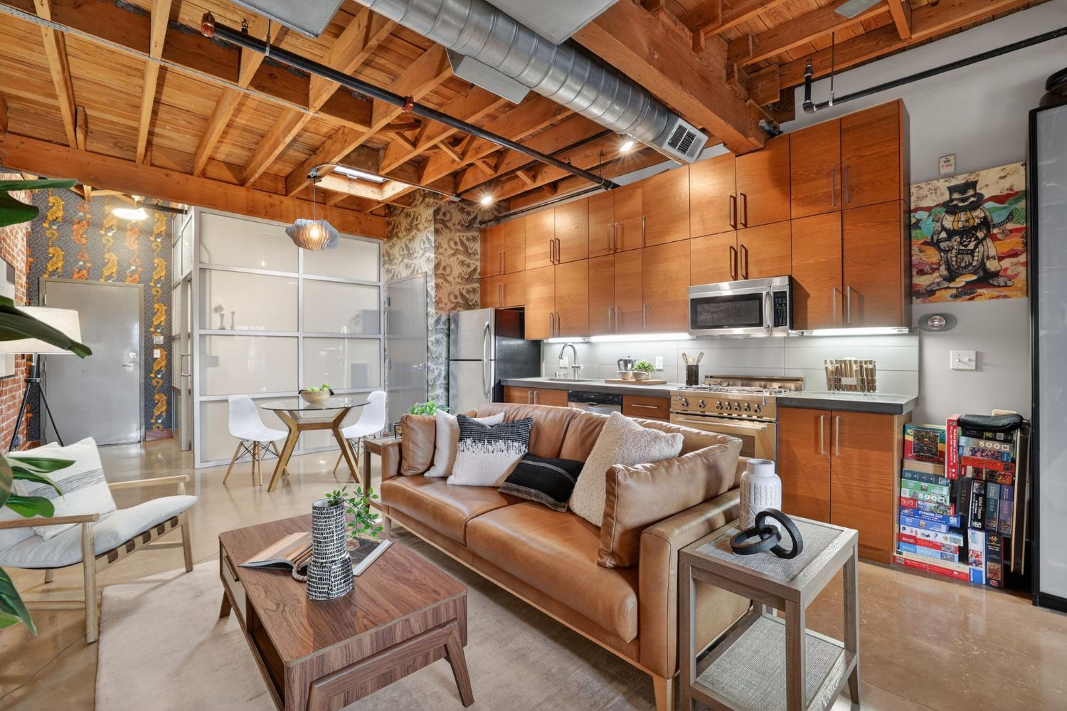 1725 14th Street 205