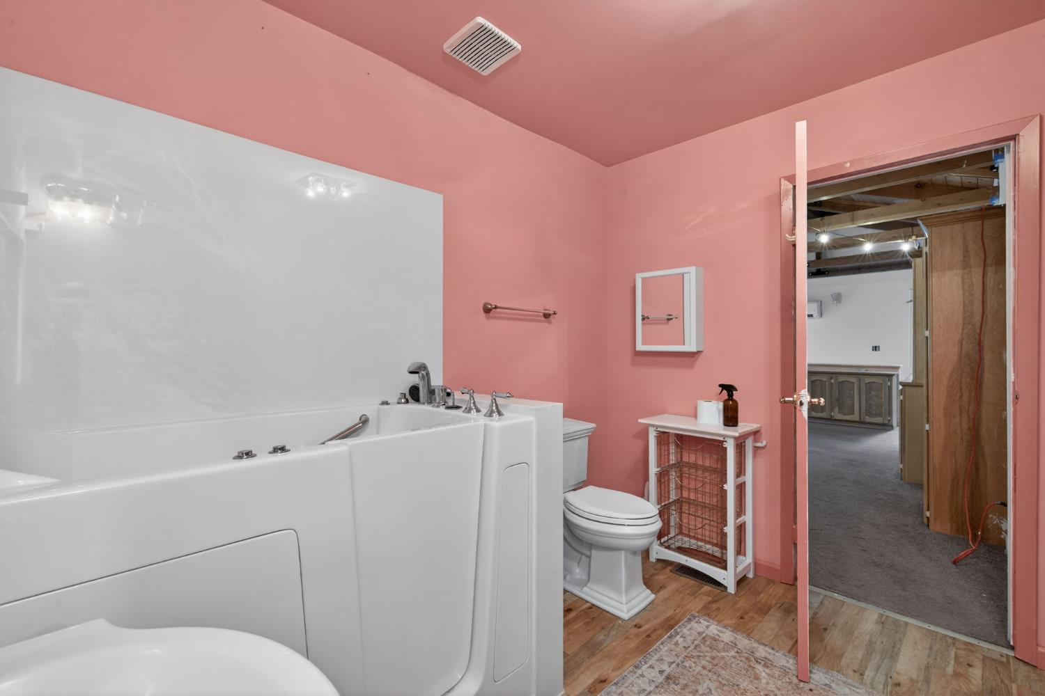 1818 Smith Flat Road