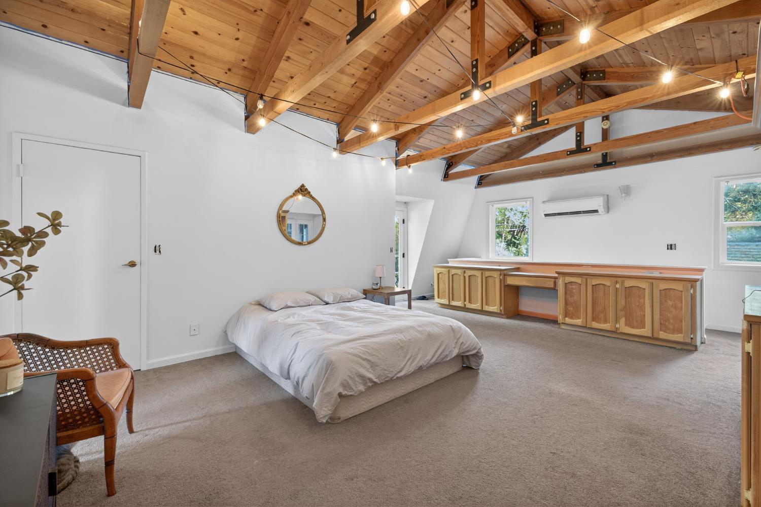 1818 Smith Flat Road