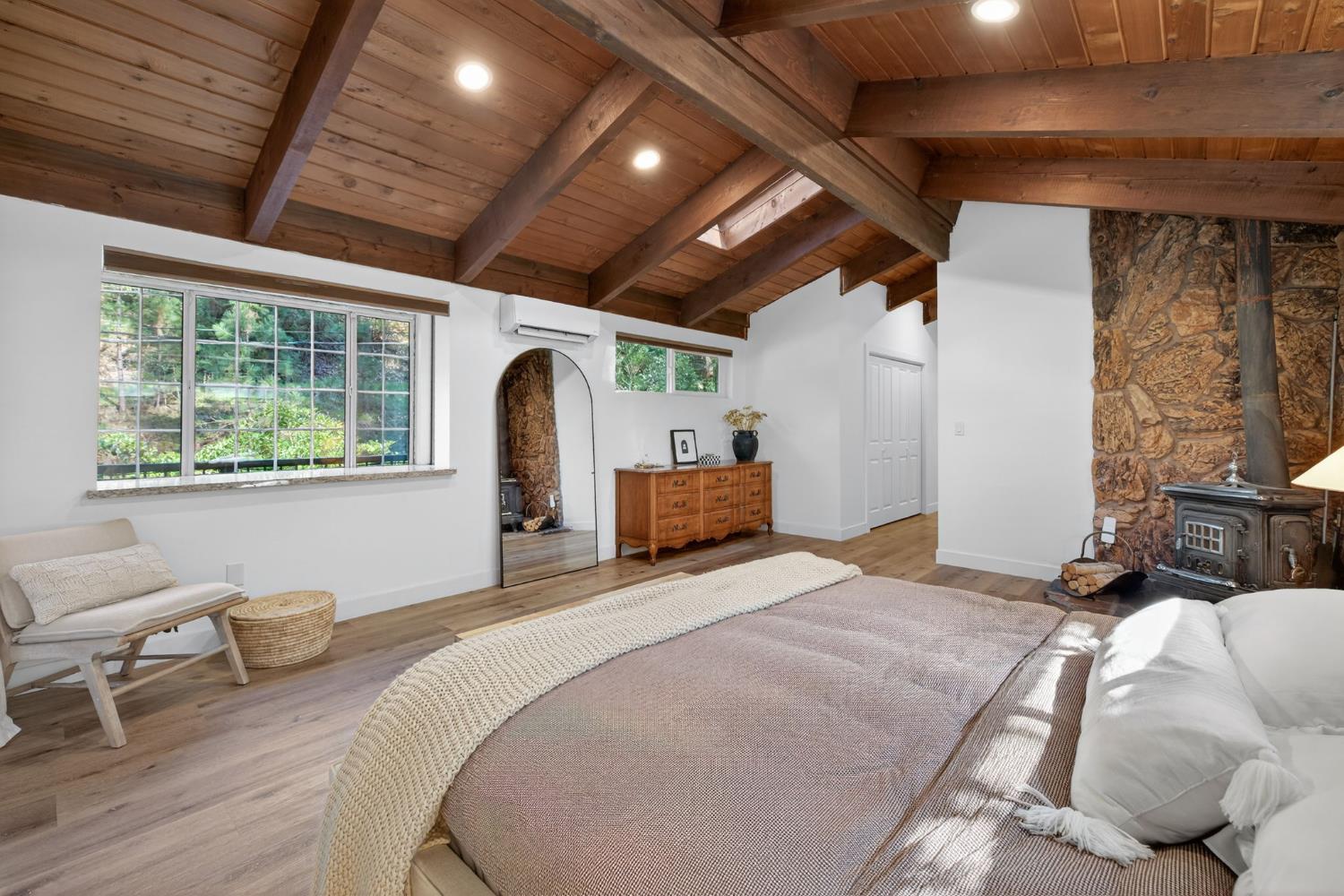 1818 Smith Flat Road