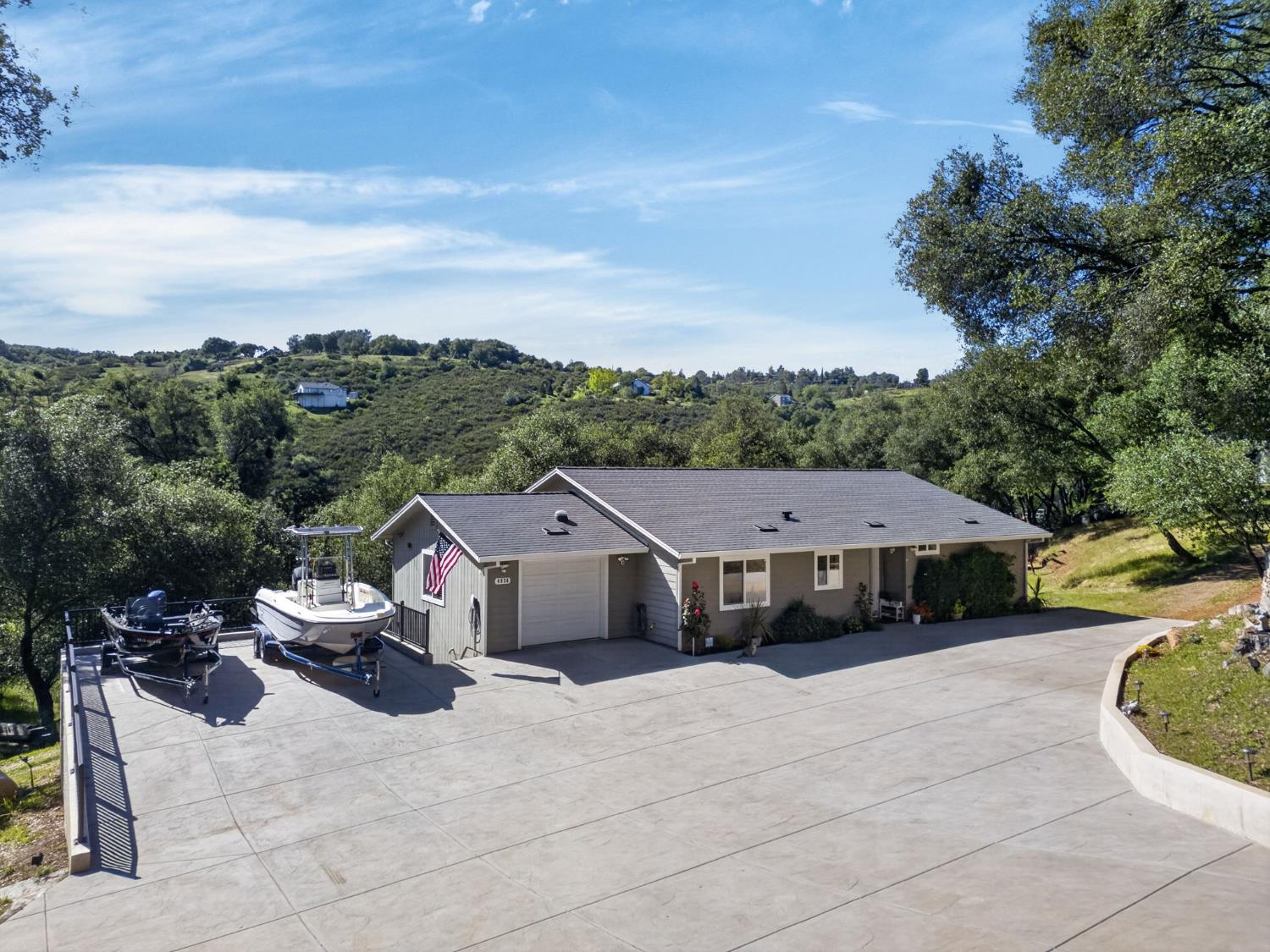 4830 Creekside Drive