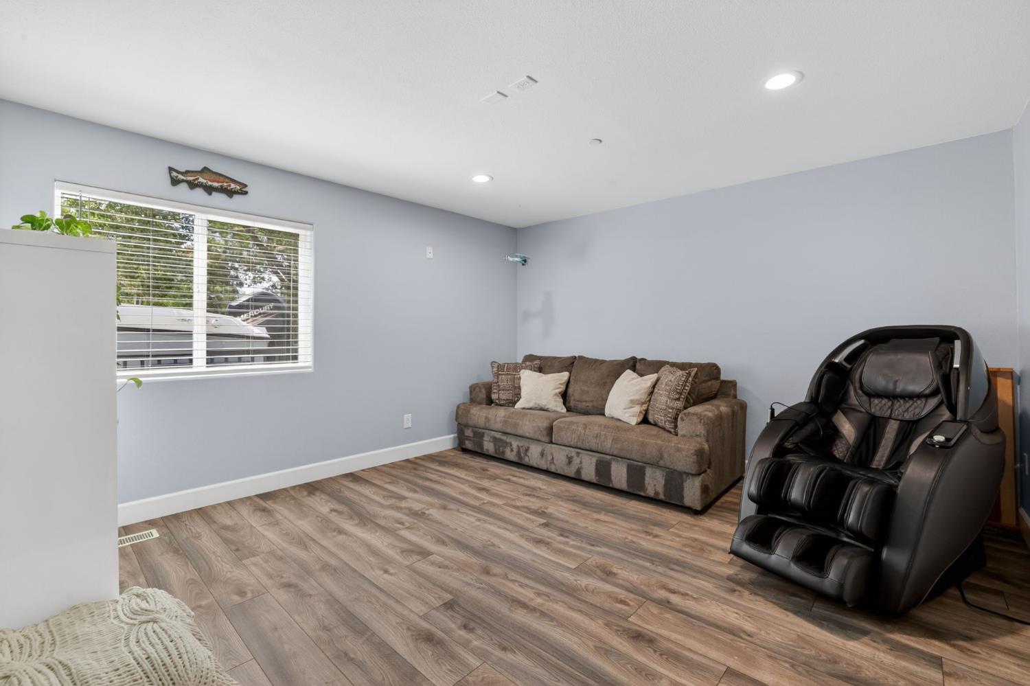4830 Creekside Drive