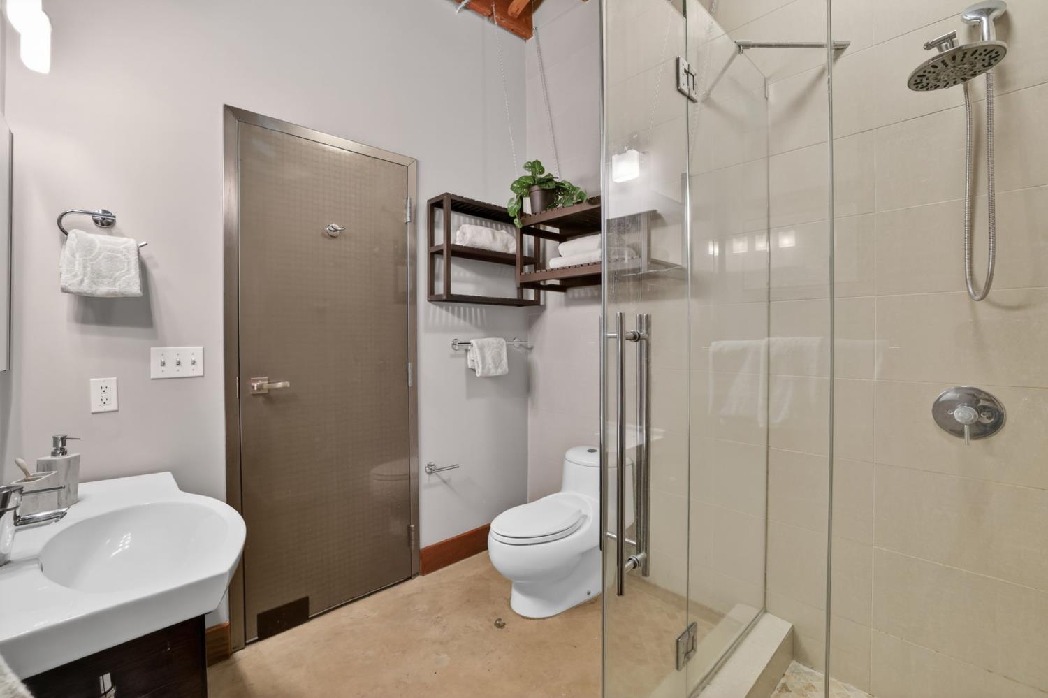 1725 14th Street 206
