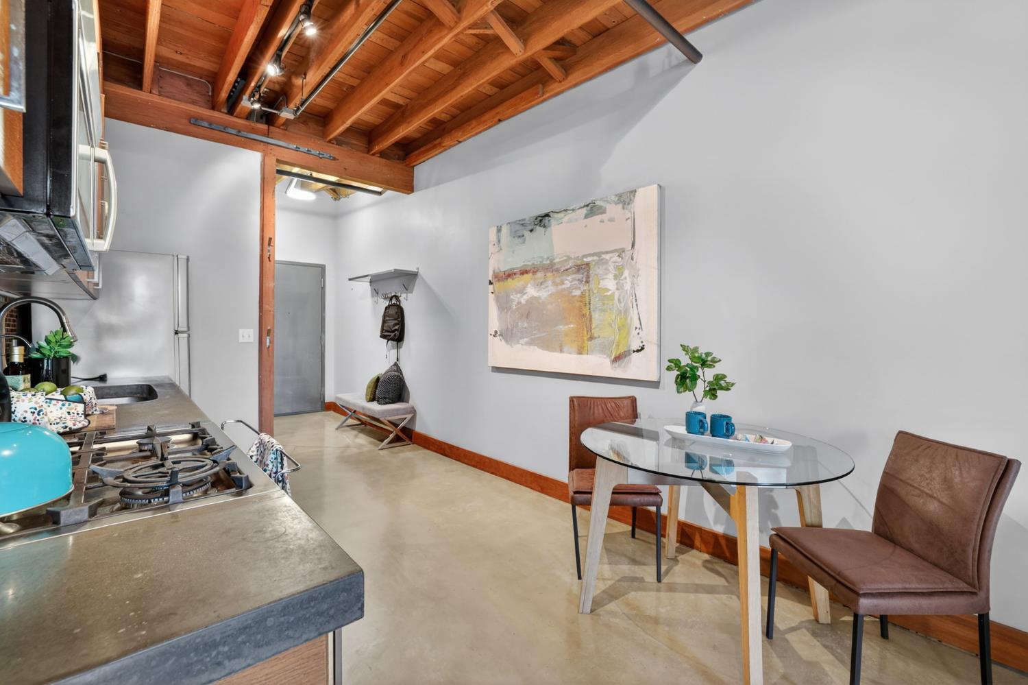 1725 14th Street 206