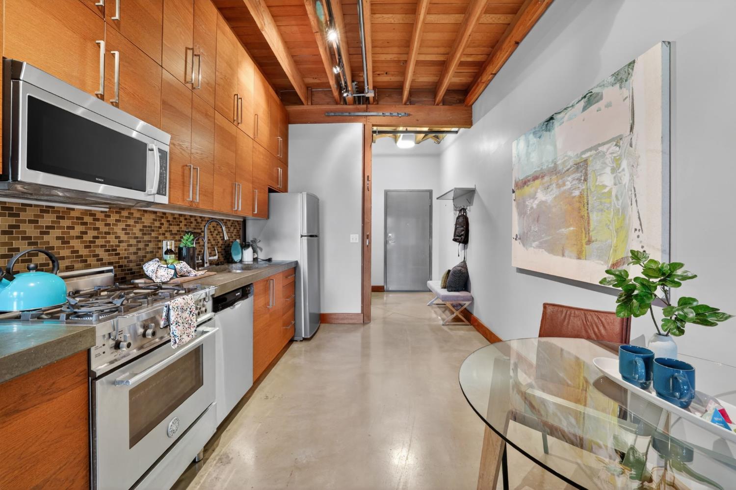 1725 14th Street 206