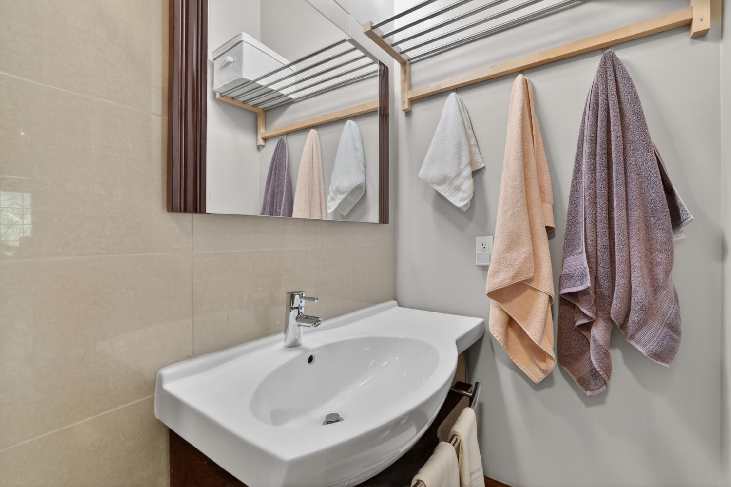 1725 14th Street 207