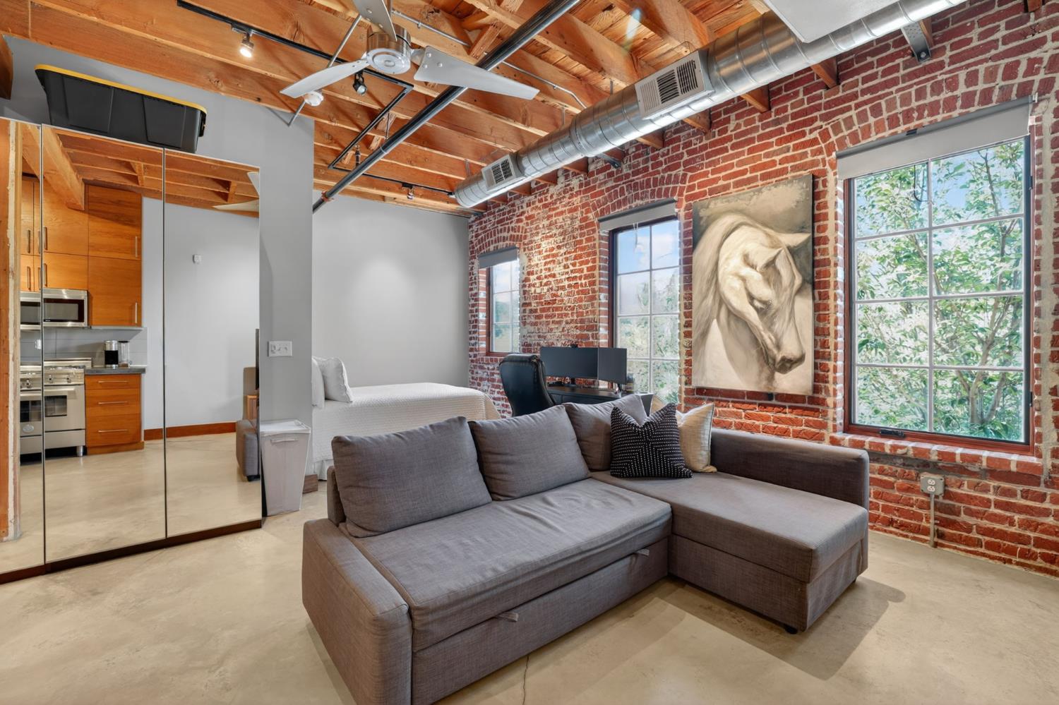 1725 14th Street 207