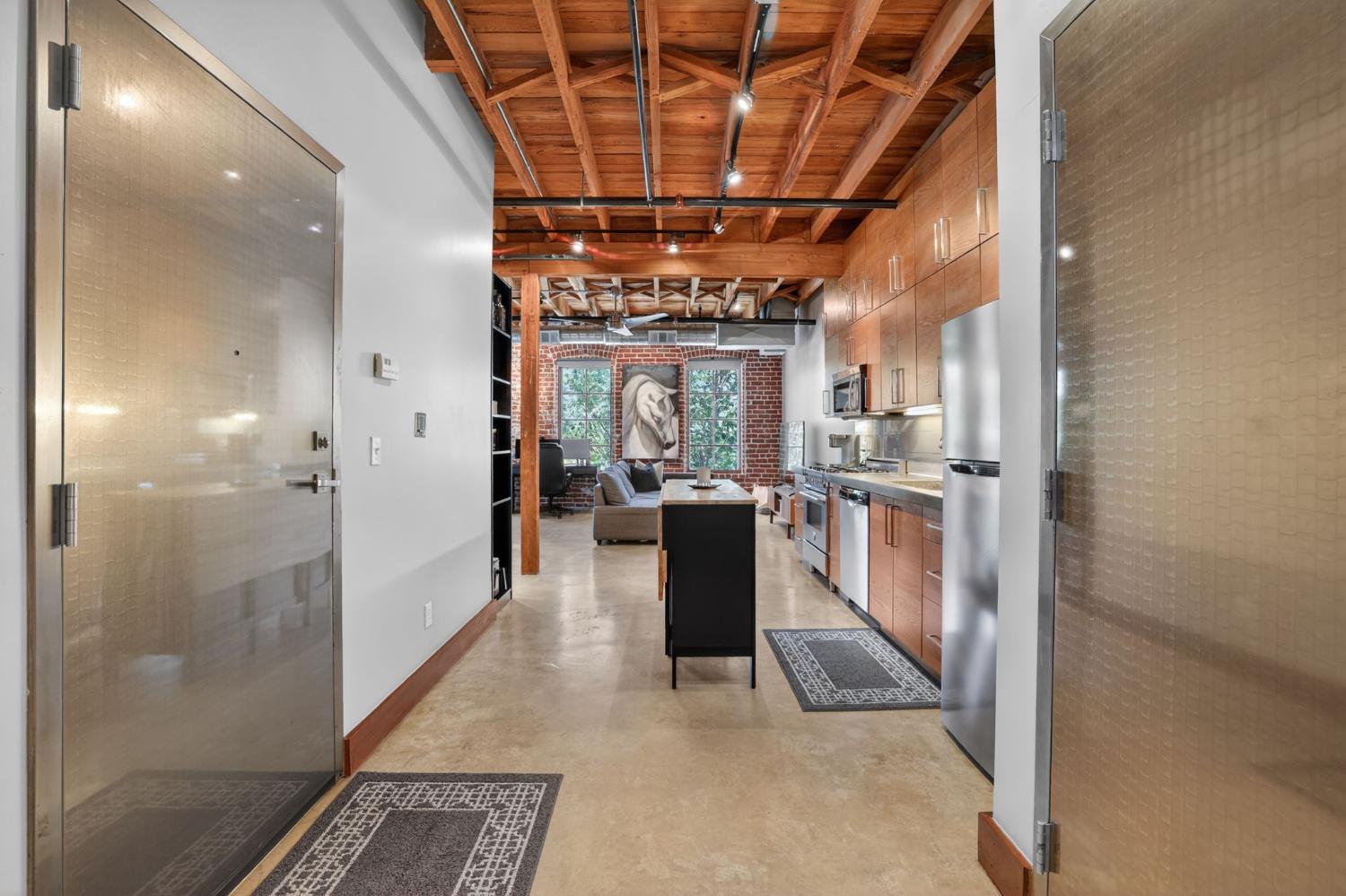 1725 14th Street 207