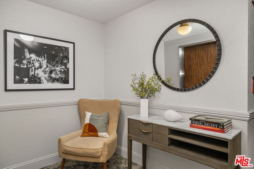 641 Wilcox Ave Unit: 2C