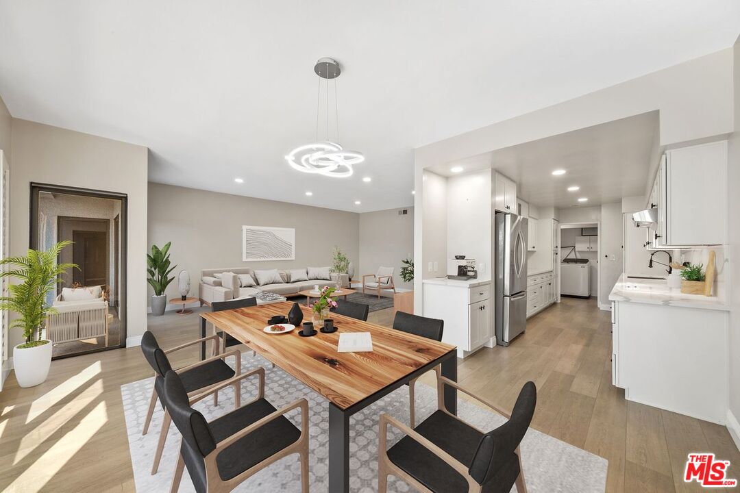 641 Wilcox Ave Unit: 2C