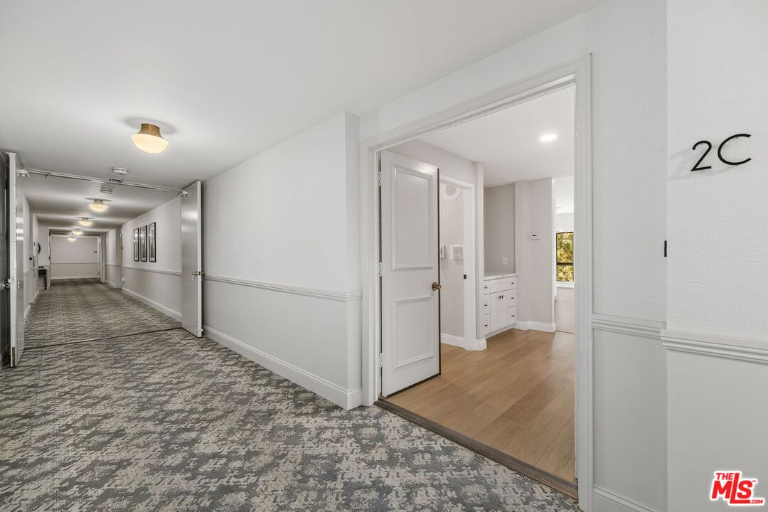 641 Wilcox Ave Unit: 2C