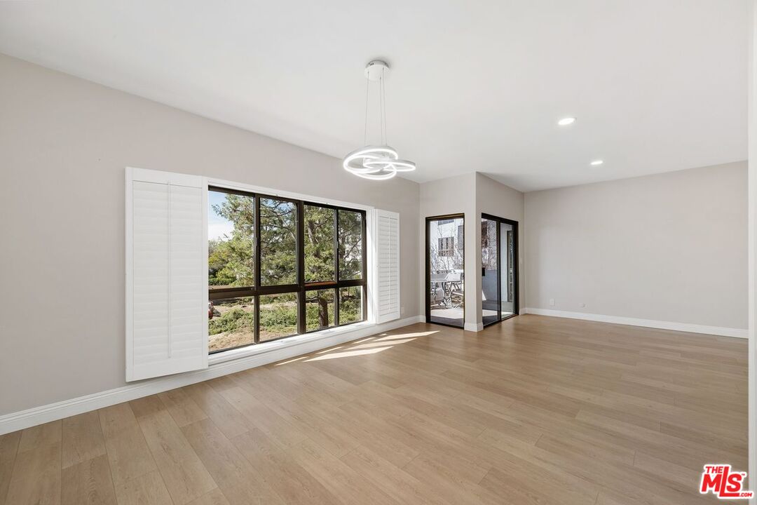 641 Wilcox Ave Unit: 2C