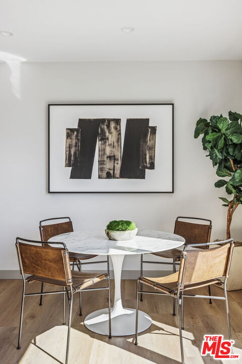 2223 Clifford St Unit: 102