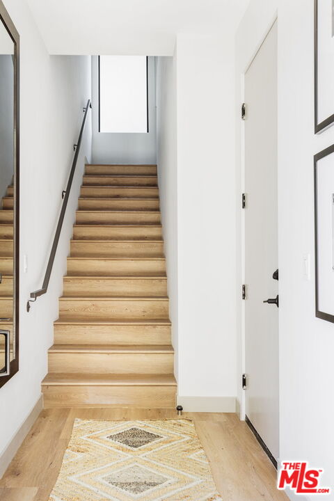 2223 Clifford St Unit: 102