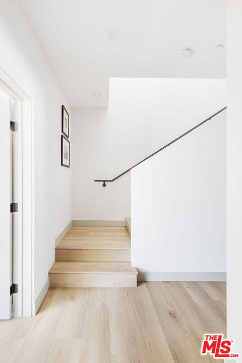 2223 Clifford St Unit: 102