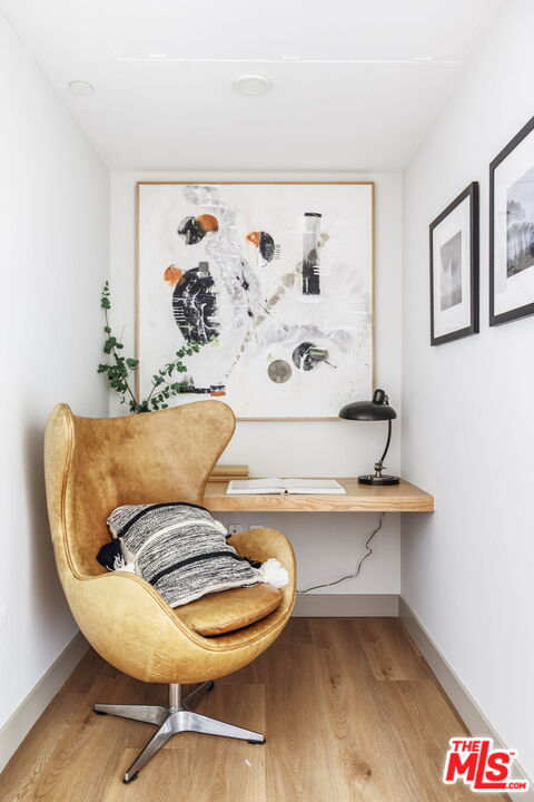 2223 Clifford St Unit: 102