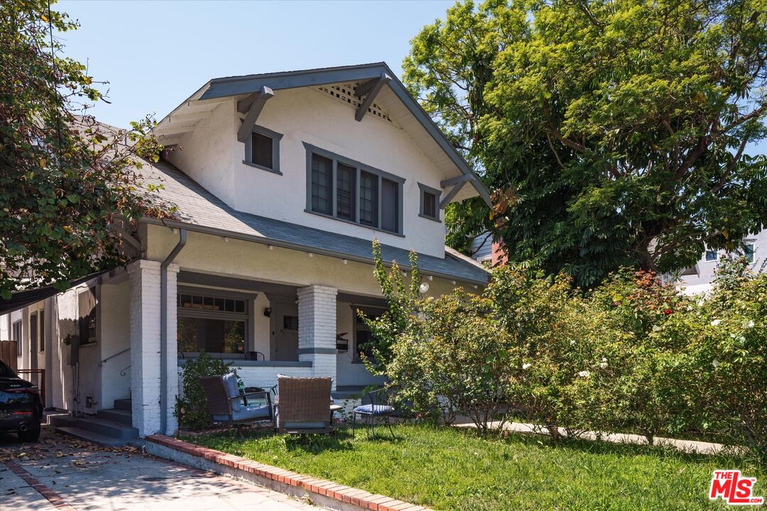 1807 N Van Ness Ave