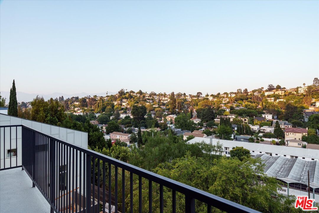 2162 Lyric Ave
