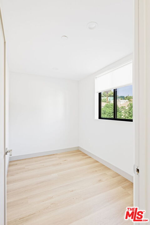 2223 Clifford St Unit: 103