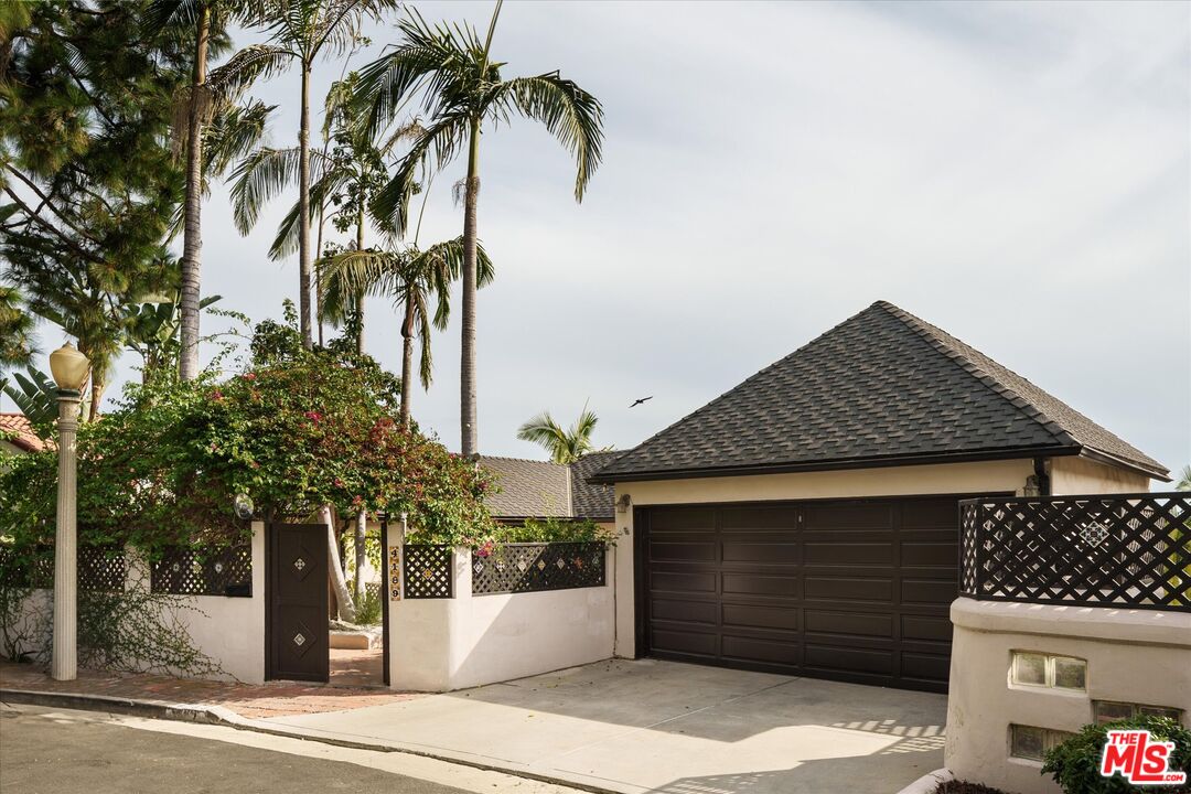 4189 Holly Knoll Dr