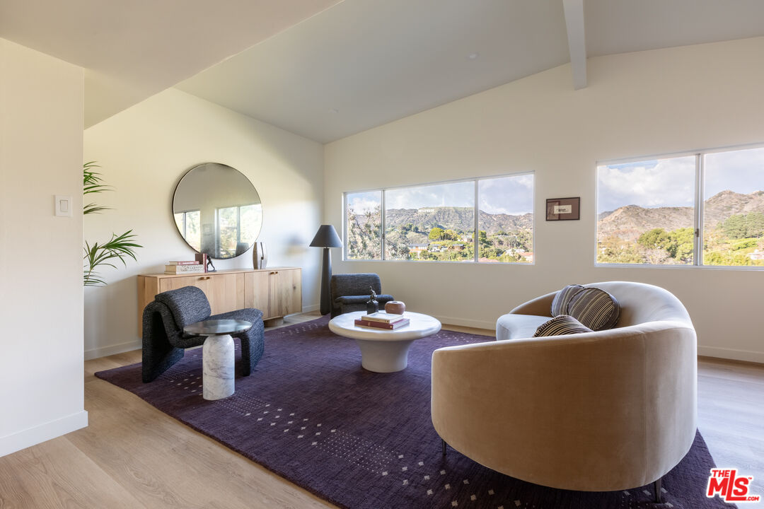 5661 Spreading Oak Dr