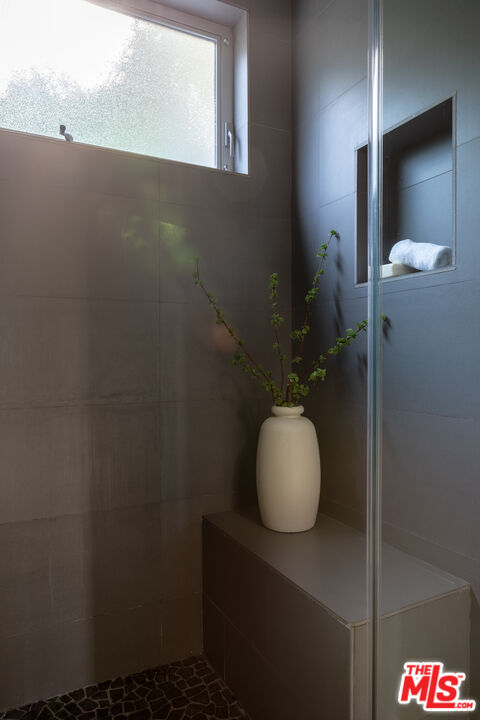 5661 Spreading Oak Dr