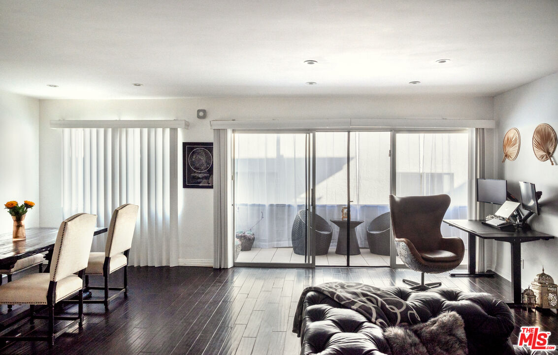 7259 Hillside Ave Unit: 202