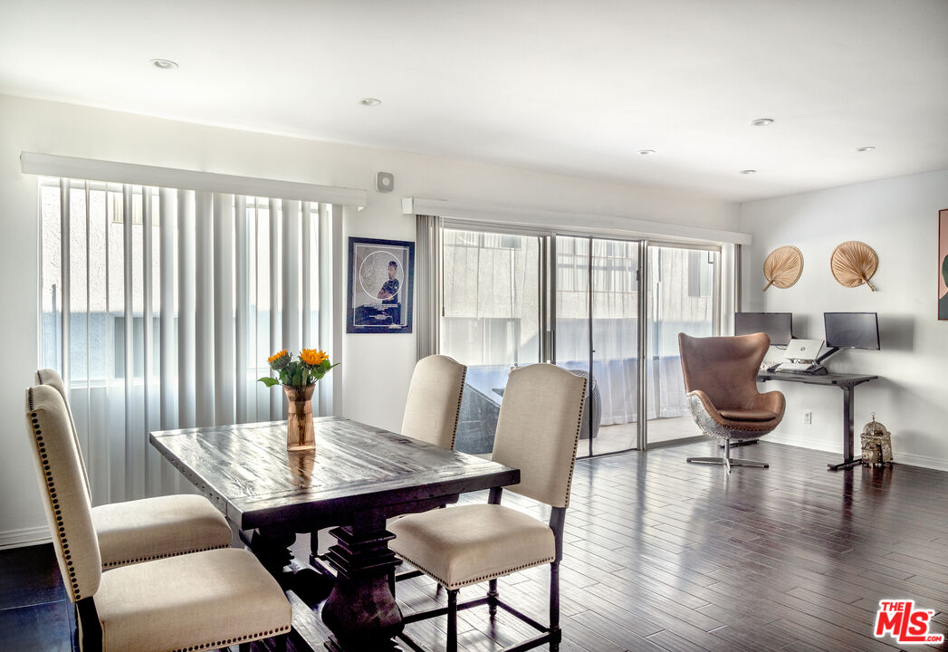 7259 Hillside Ave Unit: 202