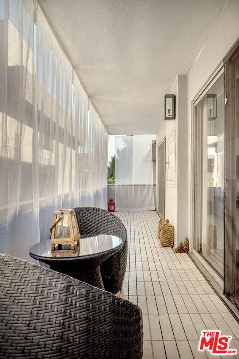 7259 Hillside Ave Unit: 202