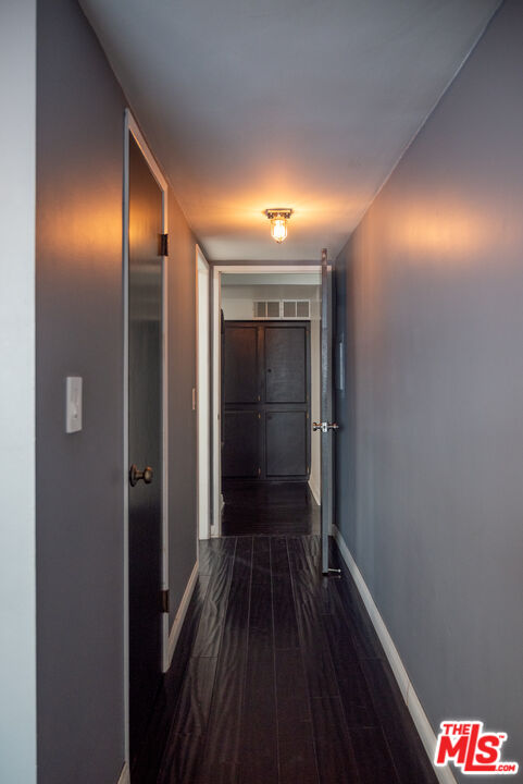 7259 Hillside Ave Unit: 202