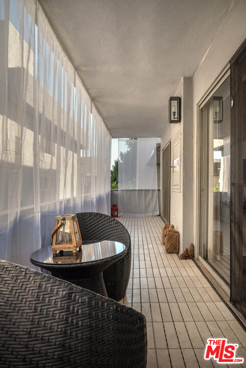 7259 Hillside Ave Unit: 202