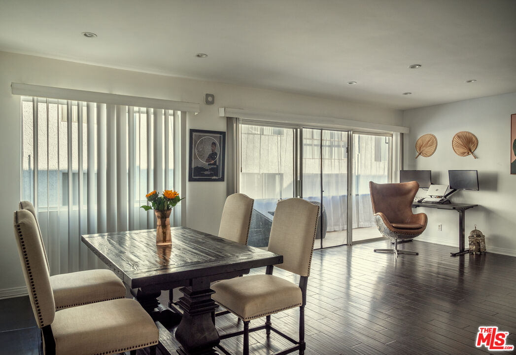 7259 Hillside Ave Unit: 202